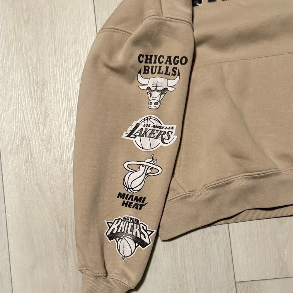NBA Logo Kid’s Zara Beige Hooded Sweatshirt with pocket and graphics -Size 11-12